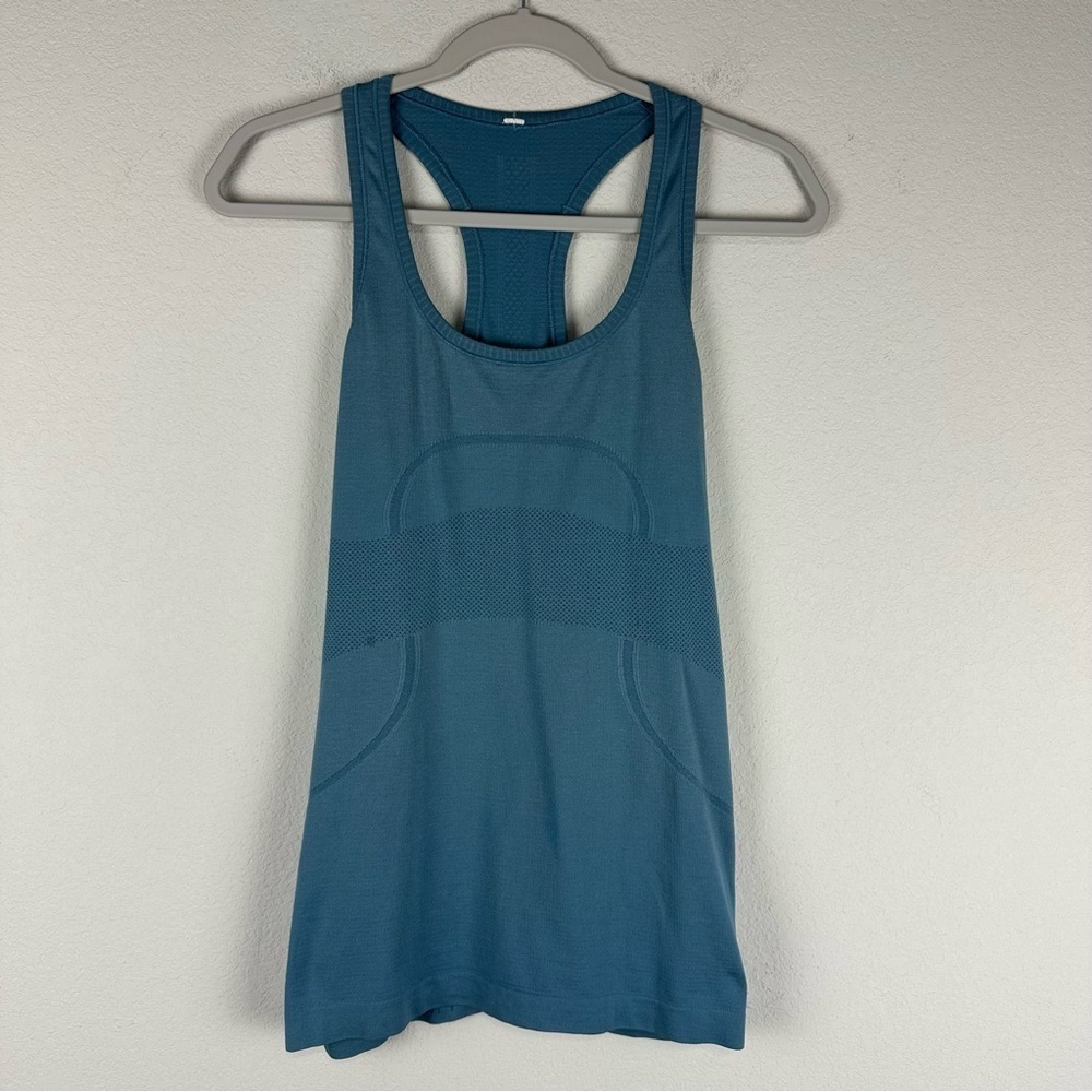 Lululemon Illuminight Blue Swiftly Tech Racerback Athletic Tank Top Size 10